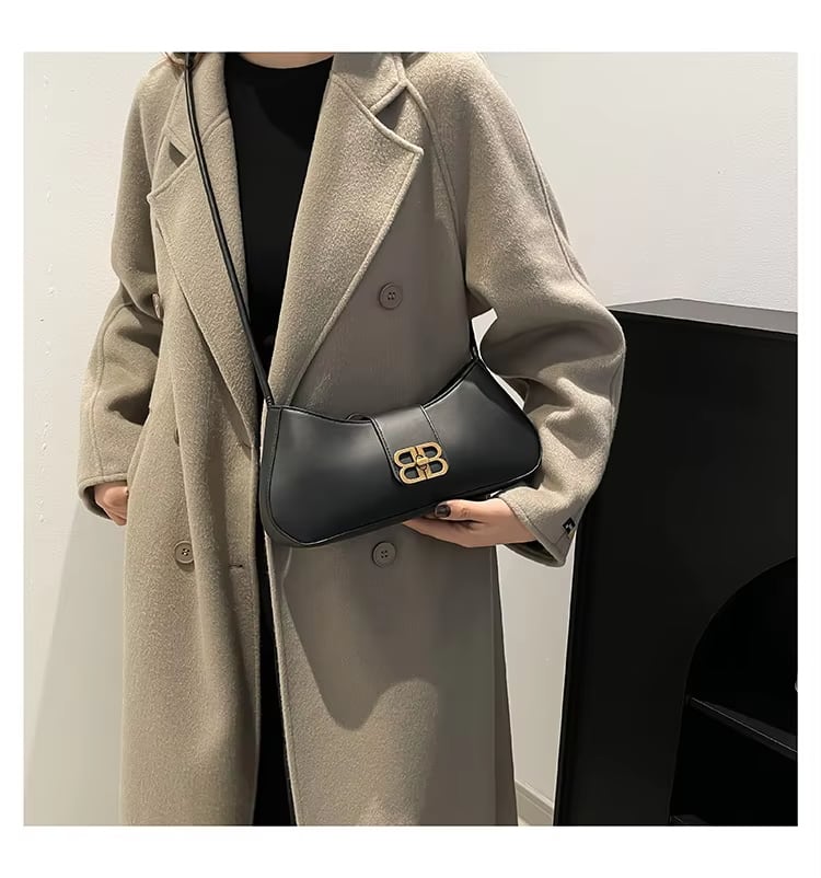 Adjustable Belt Shoulder Bag – Sleek PU Leather Handbag for Everyday Style RM119