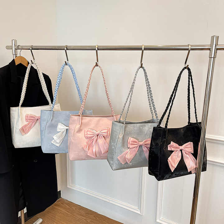 TrendTied Bow Tote Bag – Contrast Color Edition