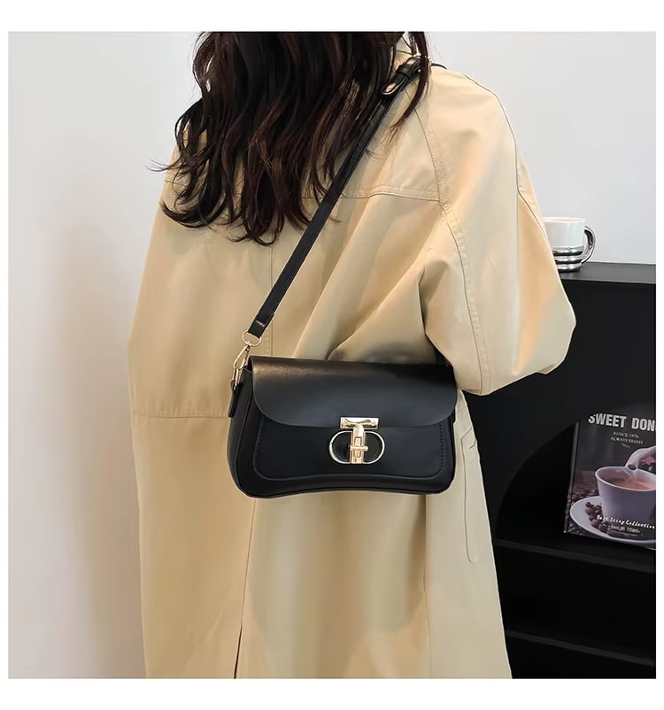 Minimal Chic Soft PU Crossbody Bag – Compact Urban Edition RM105