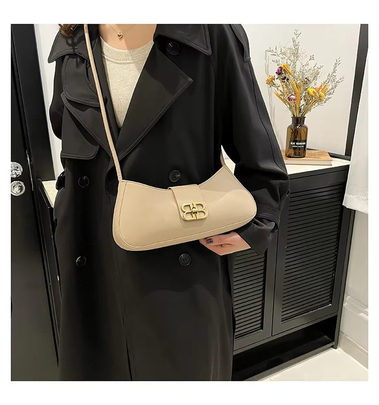 Adjustable Belt Shoulder Bag – Sleek PU Leather Handbag for Everyday Style RM119